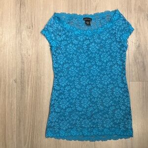 Lace cap sleeve top size small